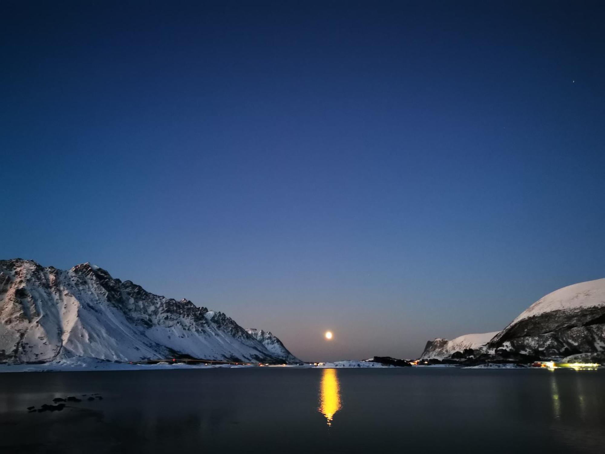 Rystad Midnight Sun And Nature Appartement Buitenkant foto